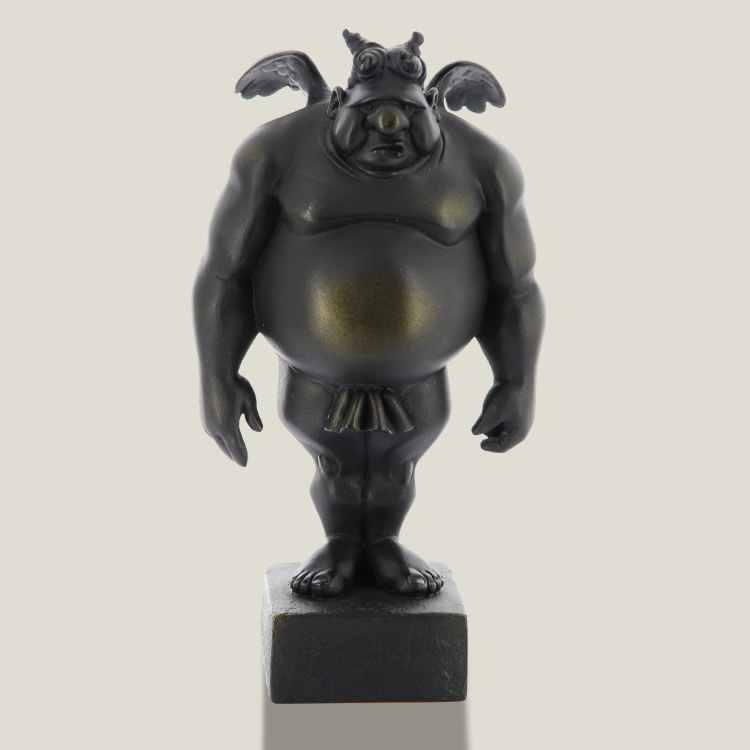 Arthur on pedestal (square) black/bronze, 20 cm              